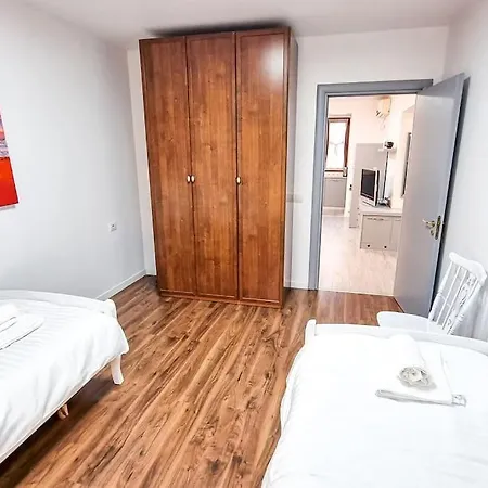 Center 2br Διαμέρισμα