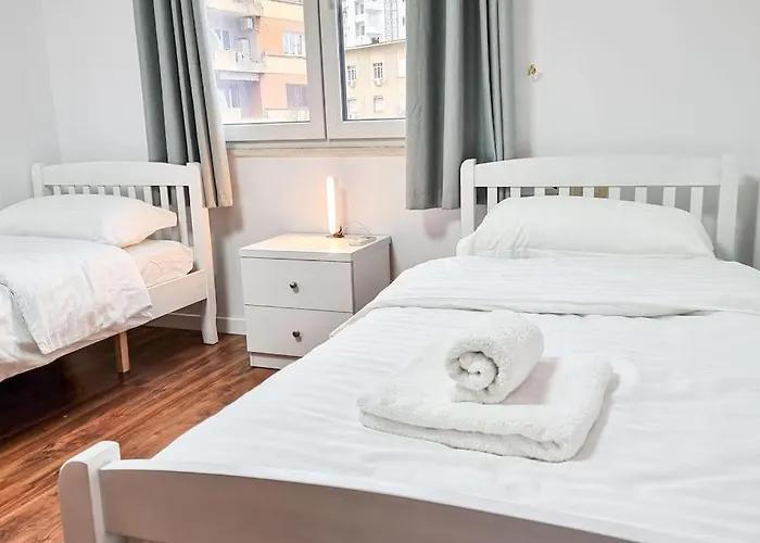 Center 2br Apartment Tirana