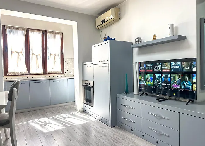 Apartment Center 2br *