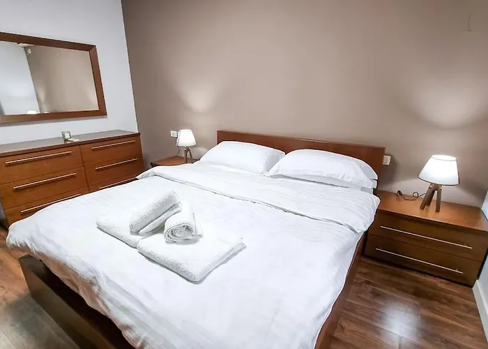 Center 2br Appartement Tirana